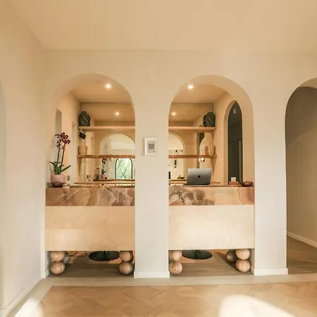 Hotel Maison Provence 4*