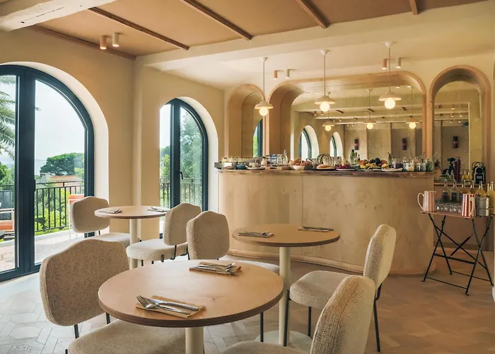 ホテル Maison Provence 4*